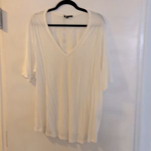 NWT Universal Standard Jersey V neck tee